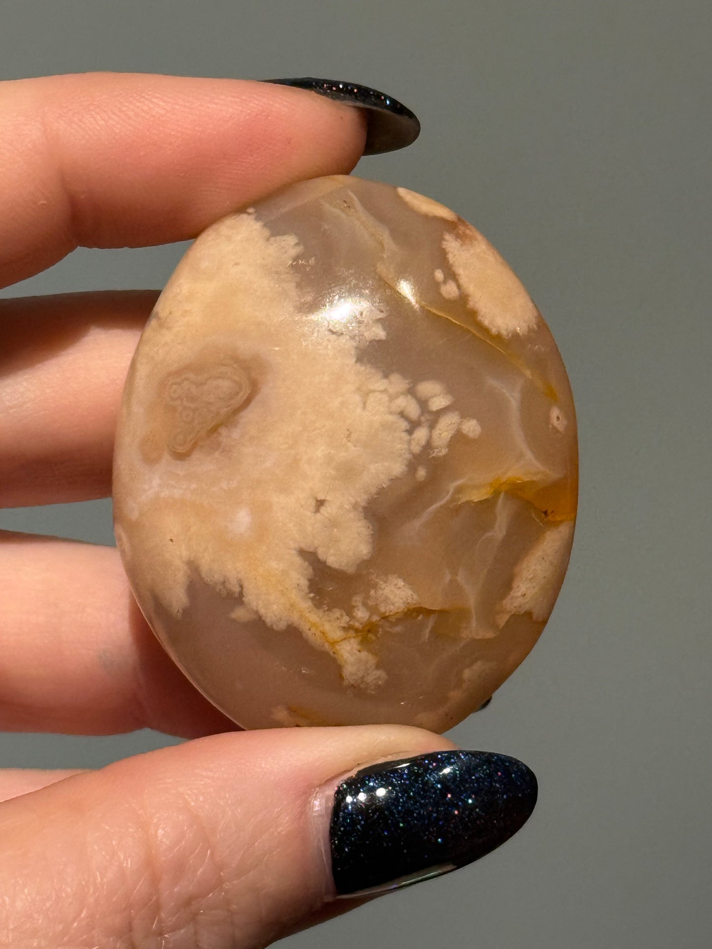 Flower Agate Palm Stones