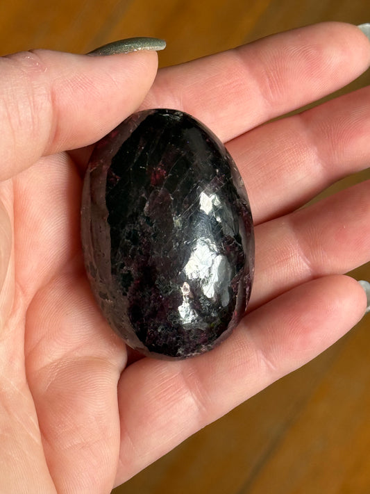 Garnet Palm Stone